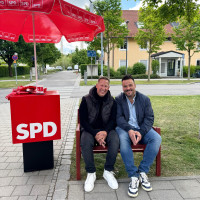 Die Rote Bank - mit Philipp Schwarz (Fraktionsvorsitzender) und Florian Klietsch (Bürgermeisterkandidat)